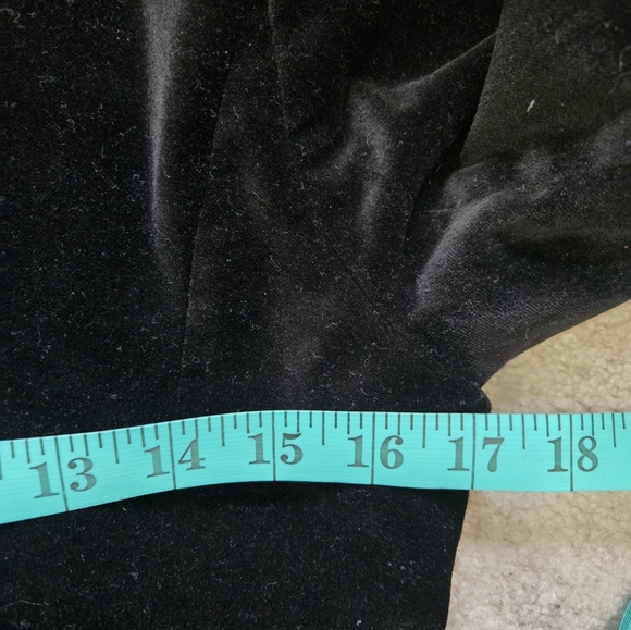 ZARA Black Velvet Blazer With Satin Lined Lapel. Size Medium - Picture 15 of 16